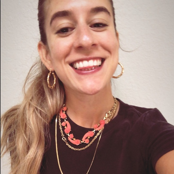 Meet your Posher, Maggie - Picture 1 of 3